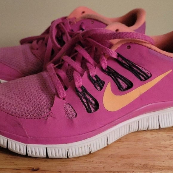 Nike Free 5.0 Running Shoes - Picture 1 of 5